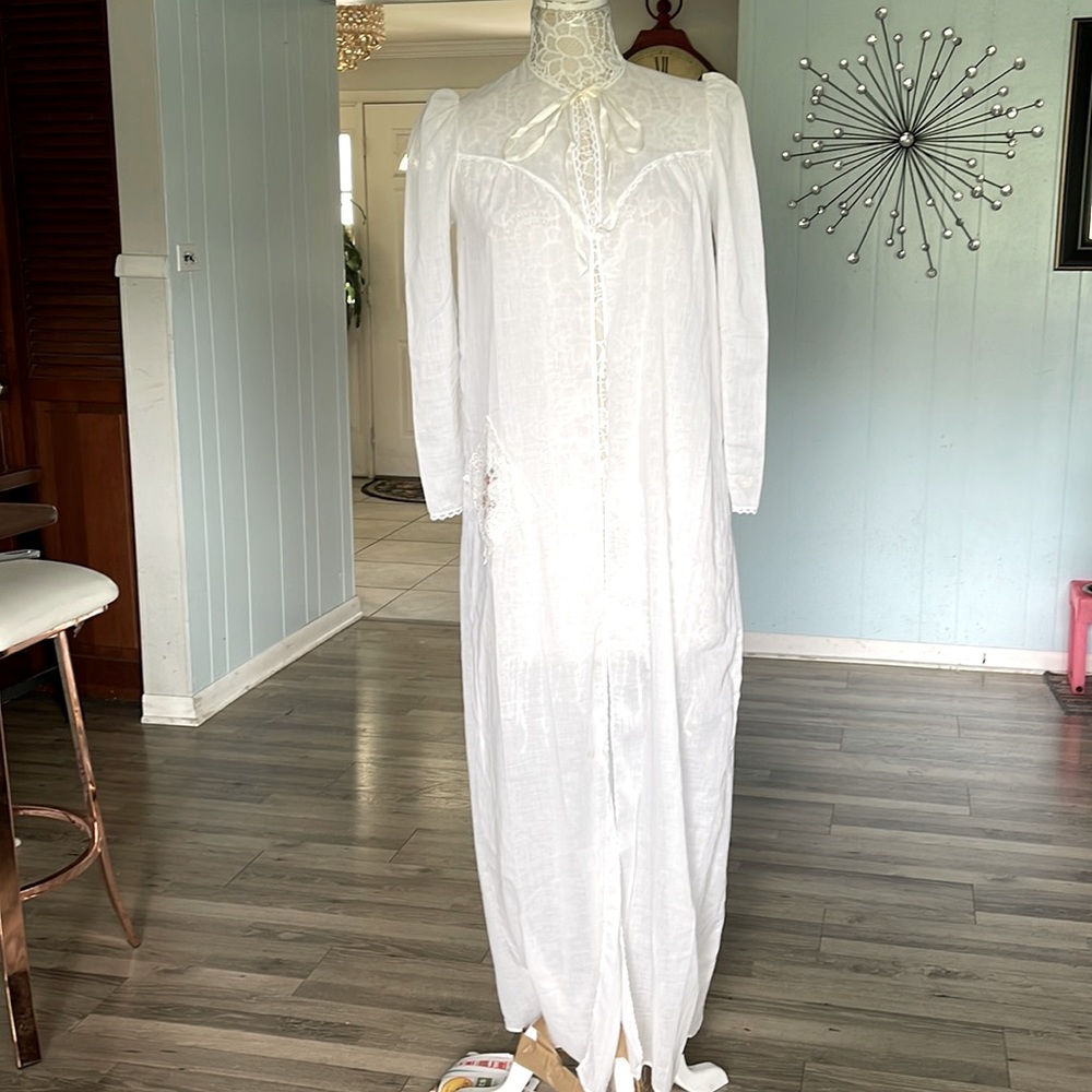 Vintage Diane Von Furstenberg white sheer robe